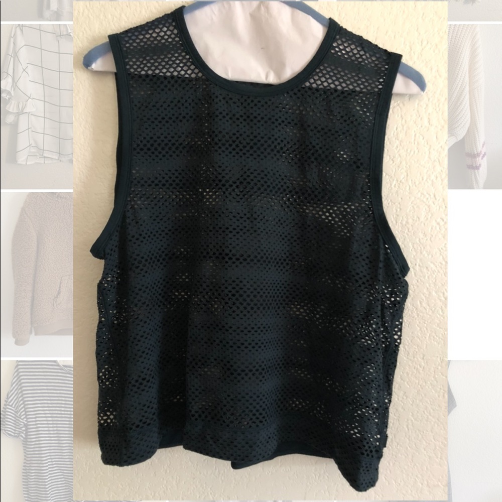 Lululemon workout tank